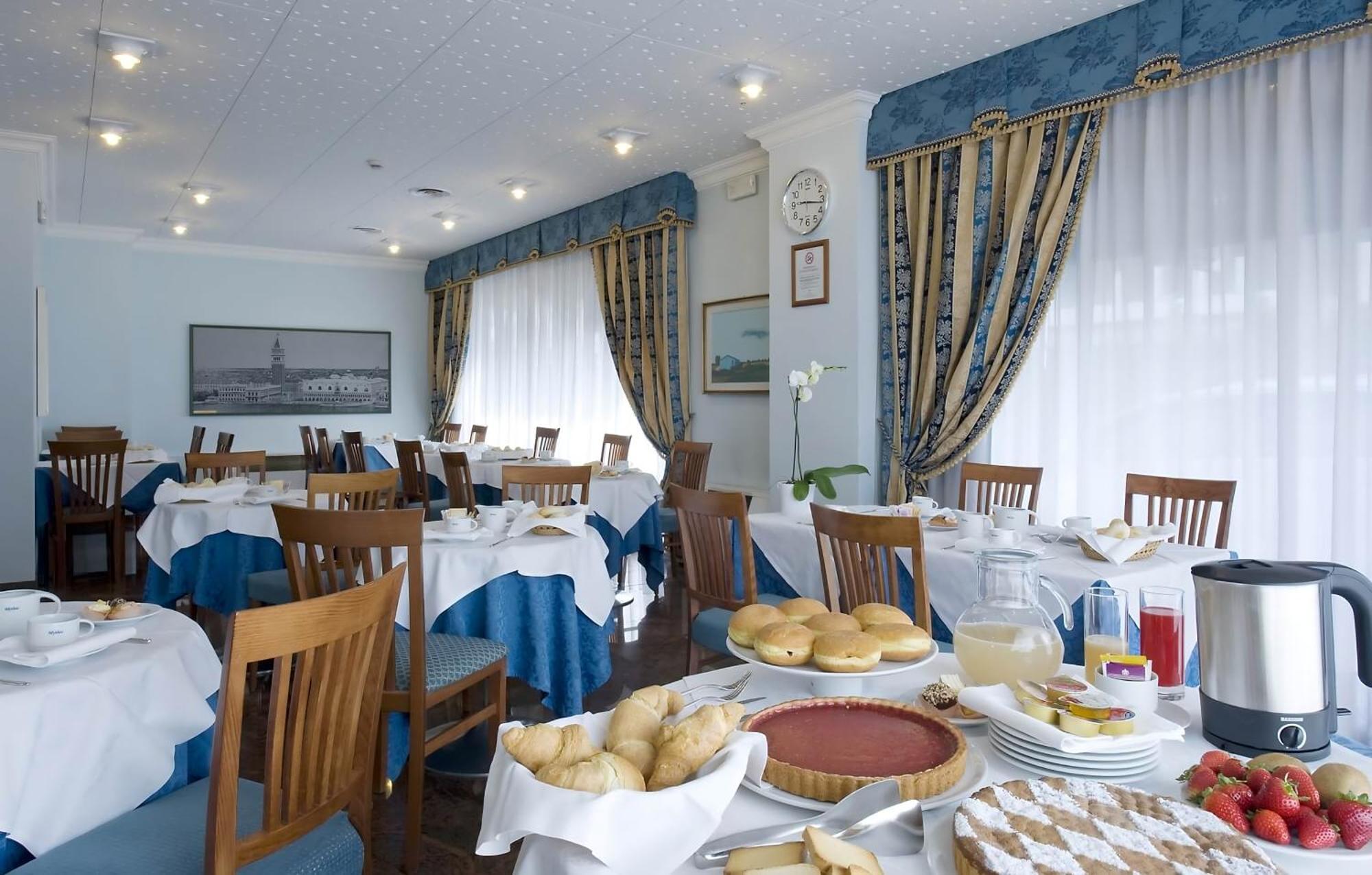 Hotel President Venezia เมสเตร ภายนอก รูปภาพ